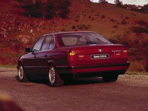 BMW 525iX 1991 года